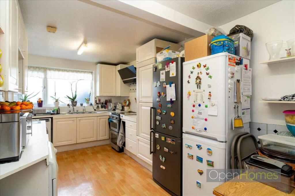 Fitted Kitchen