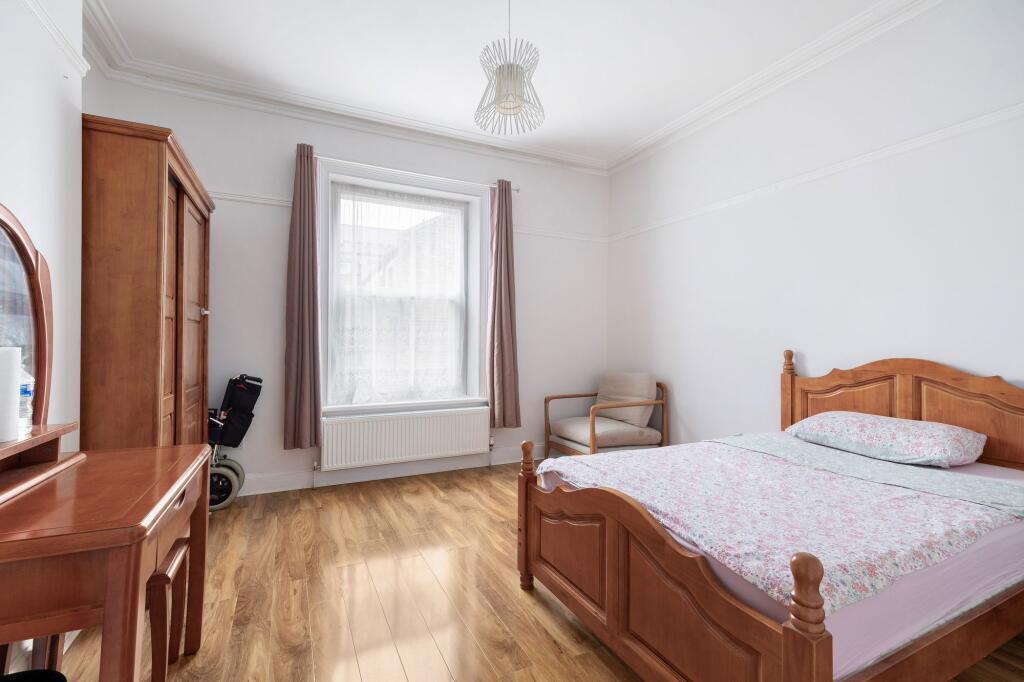 BEDROOMS AND BATHROOMS