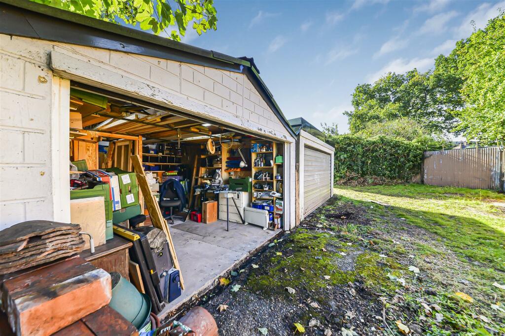 Rear Garage