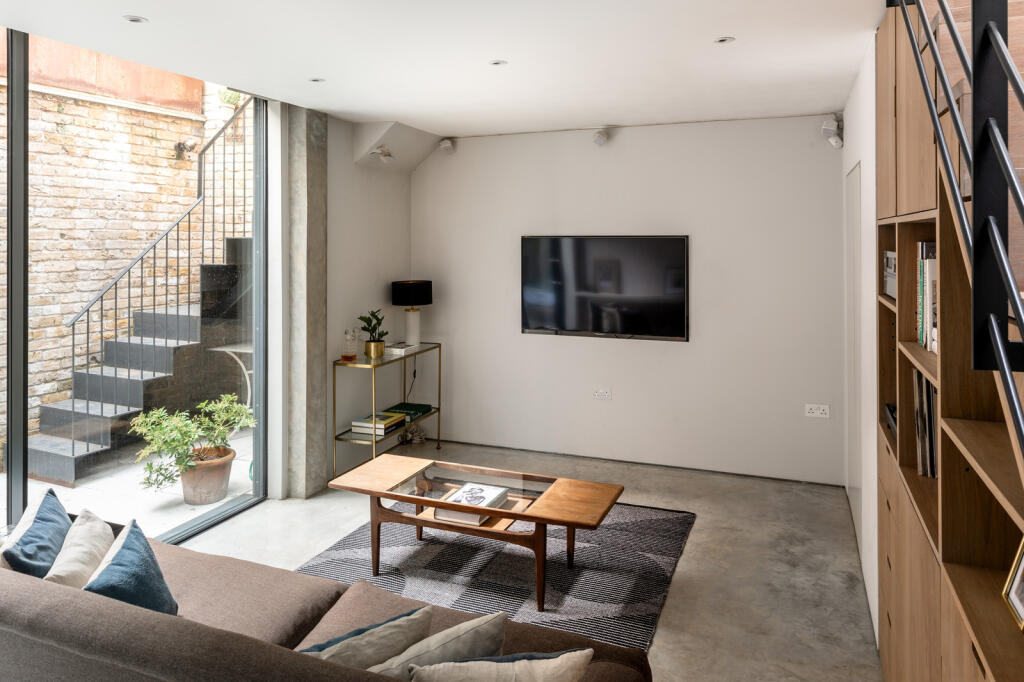 302297 - 1a Nascot Street_The Modern House (26)...