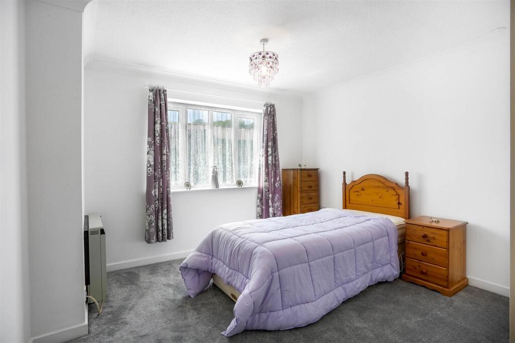 1458948990 -  16.jpg