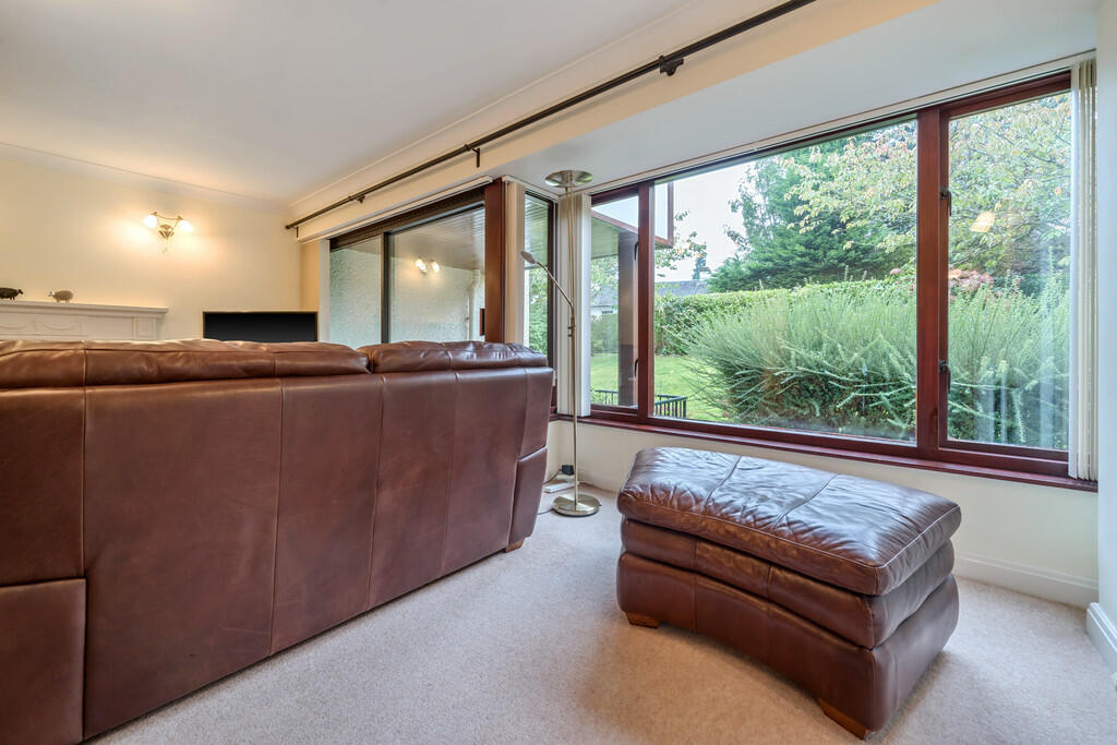 Living/dining roo...