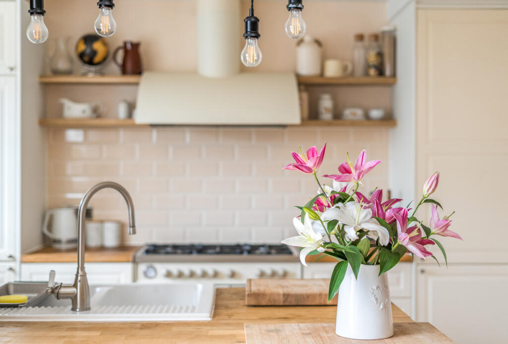 1383544-1-69243e6...