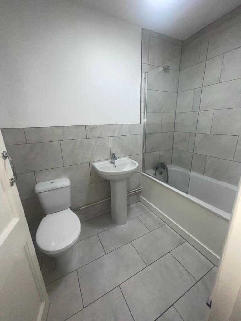 276a Hertford Road, London