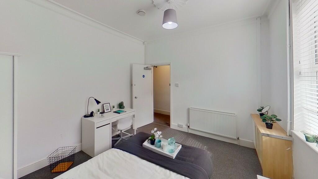 44-Wellington-Str...