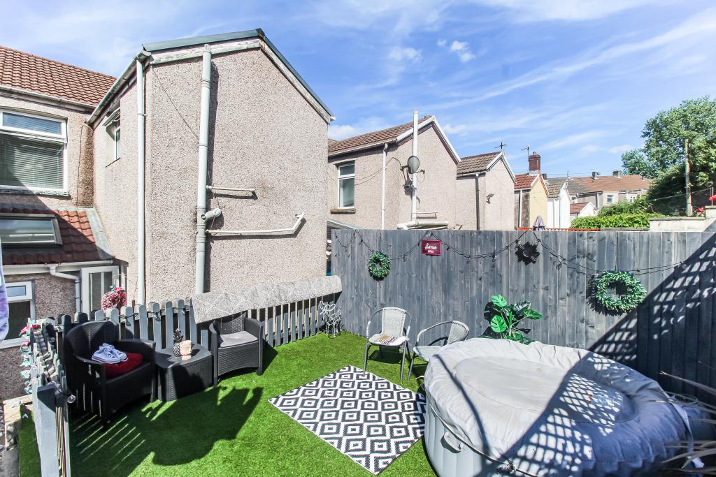 BR Garden Rear