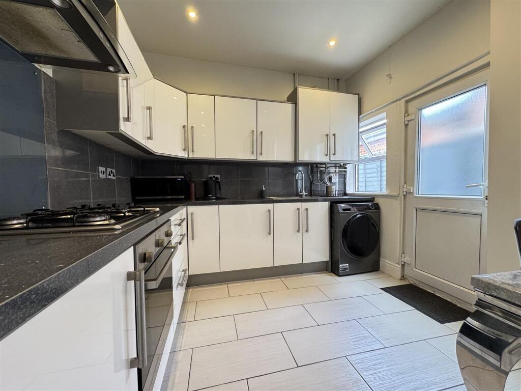 IMG_5401 (Large).JPG