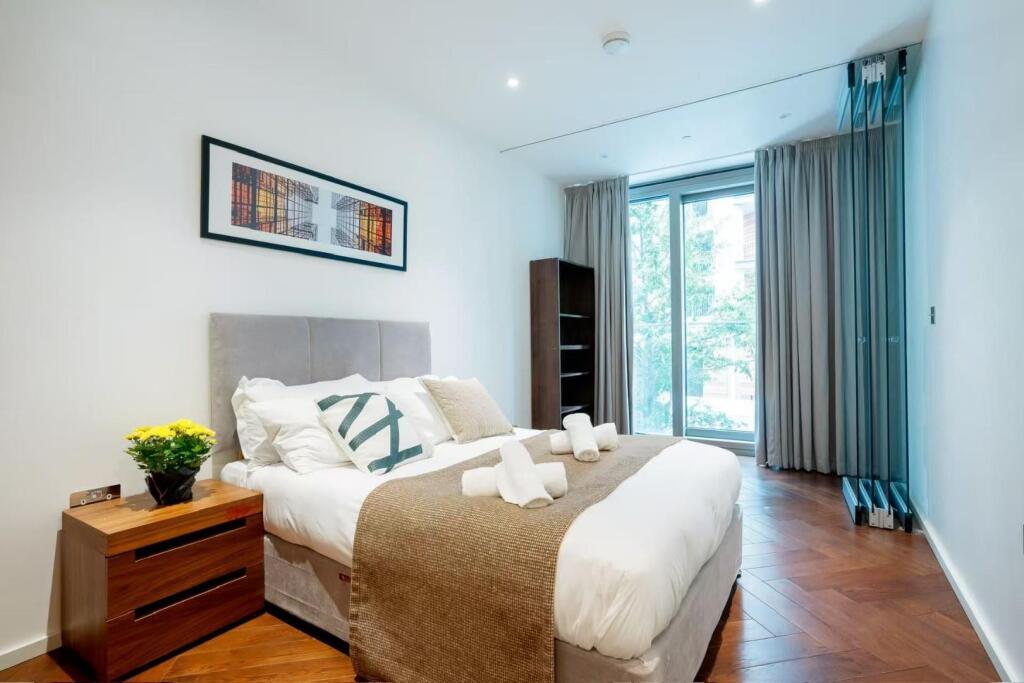 Bedroom Two      .JPG