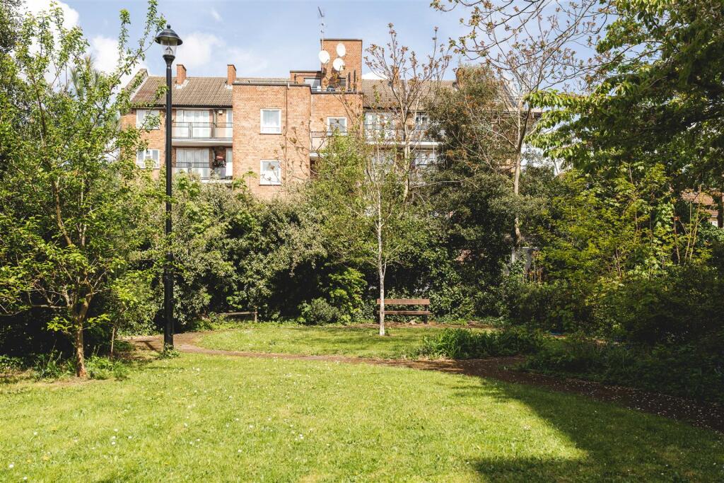 Wrens Park House-28.jpg