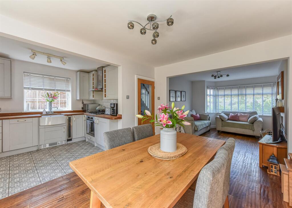 53 Wakeley Hill-Dining Area.jpg