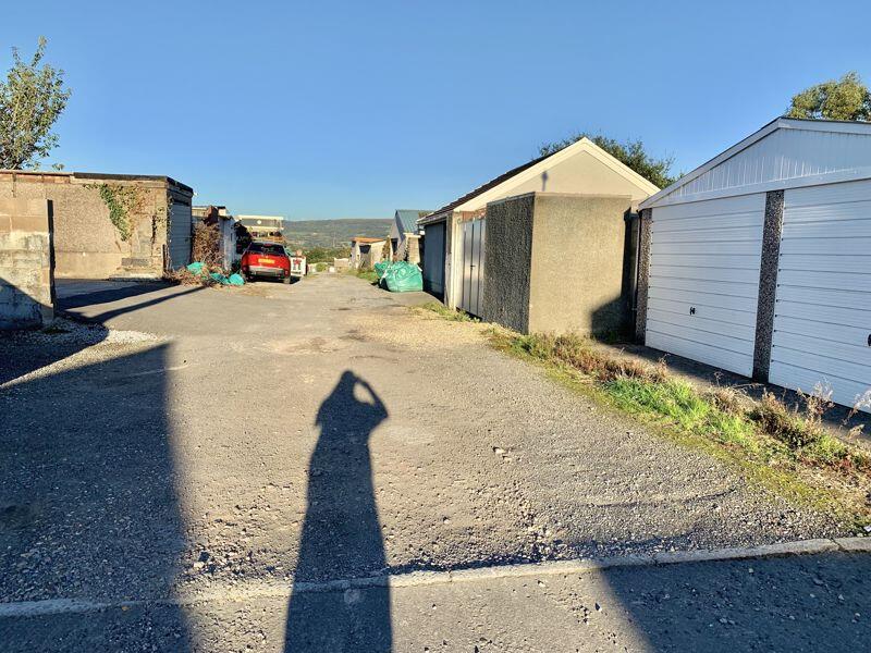 Access to the garage