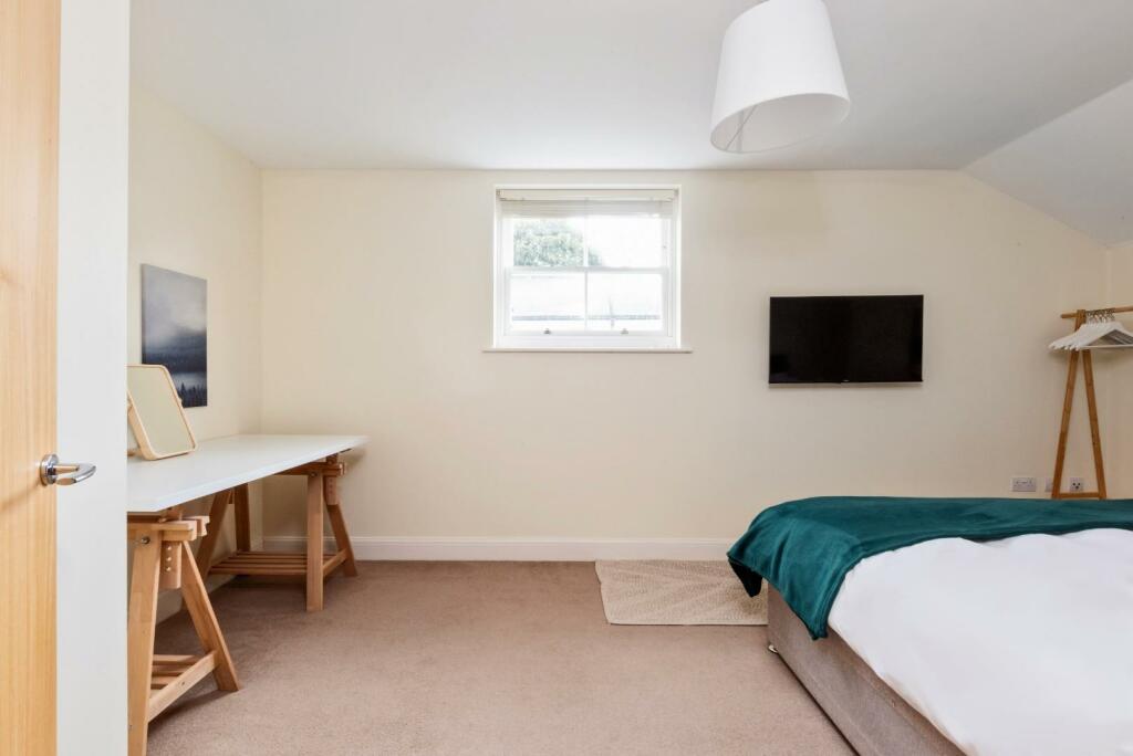 8 Linen Walk, Bath, BA1 6BZ-13.jpg