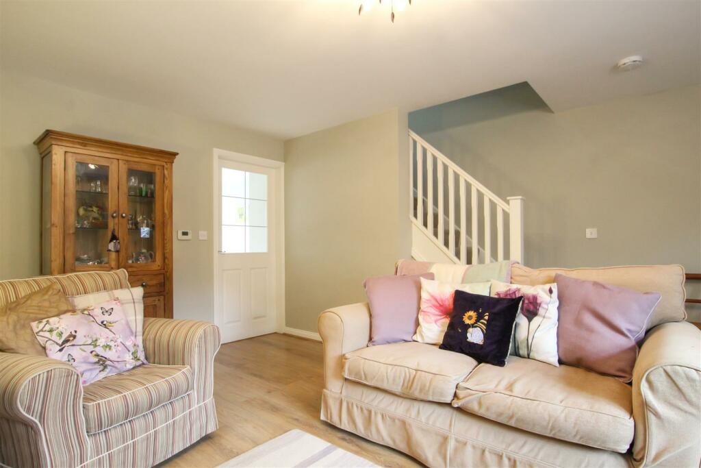 Living-Room-2-.jpg