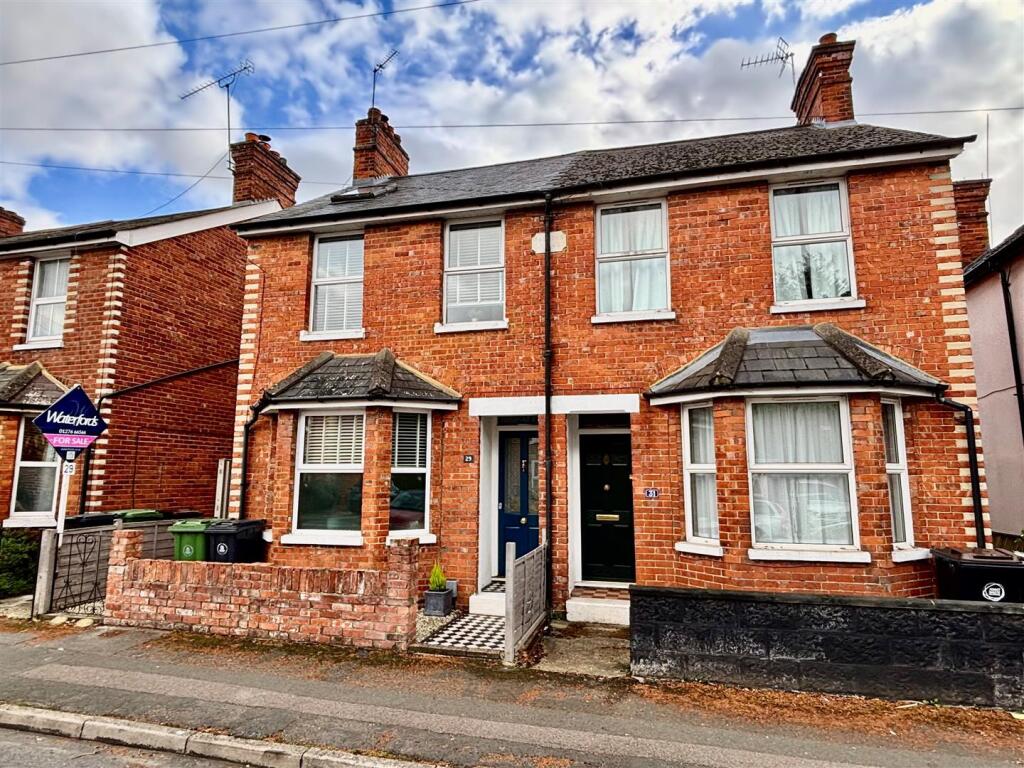 Moorlands Road, Camberley