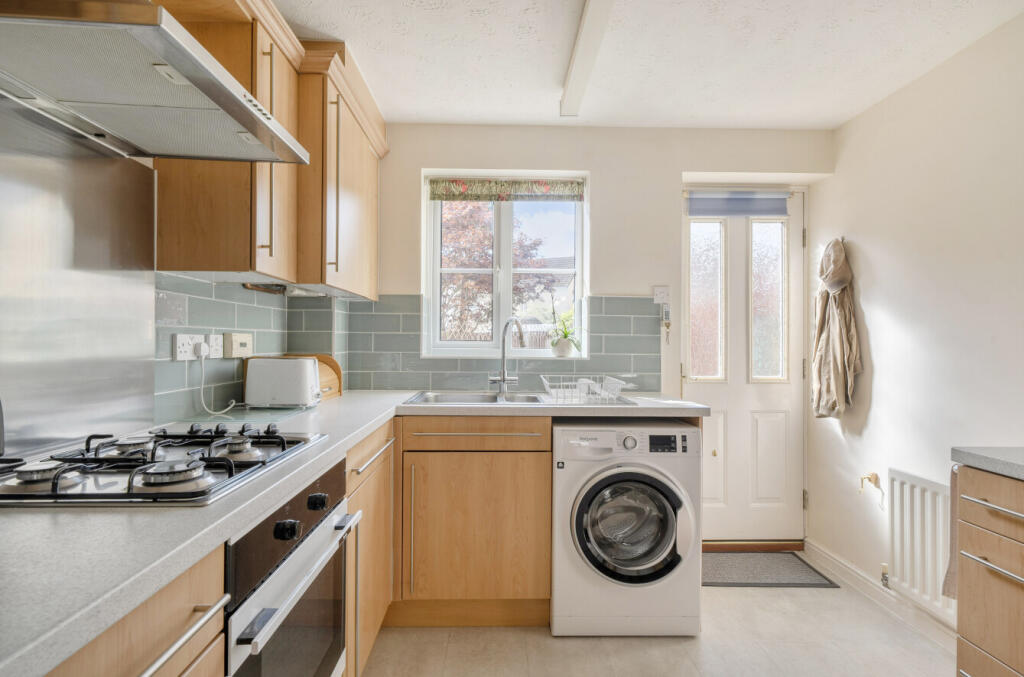 1343369-22-68ada3...