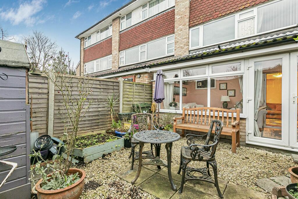 Garden View 1