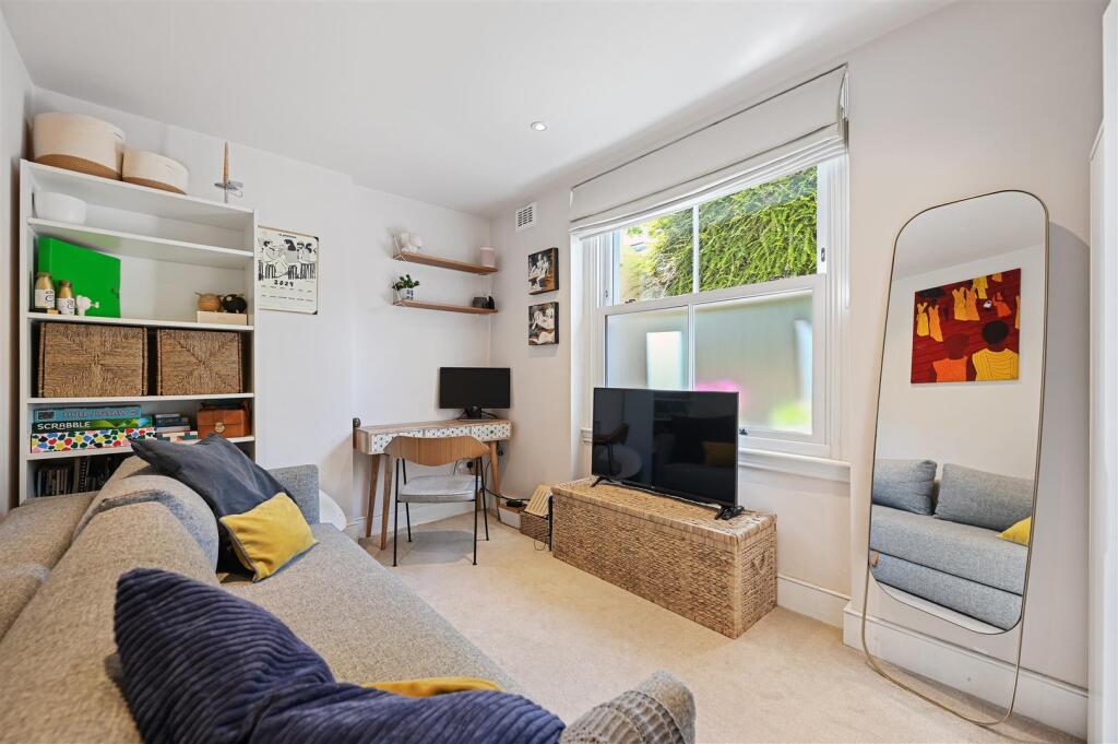 Stanlake Villas - BedroomA3 (1).JPG