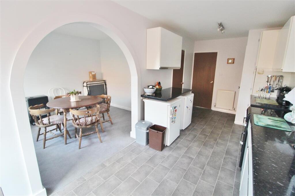 KITCHEN  - Further