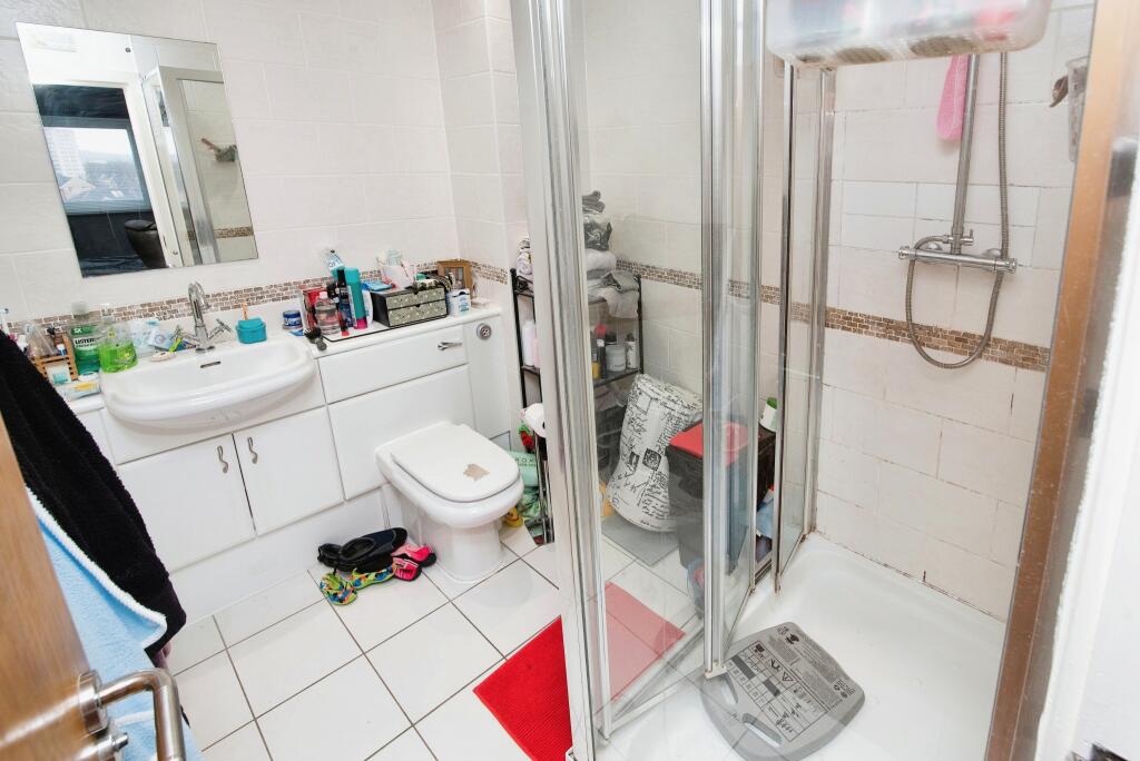 Ensuite