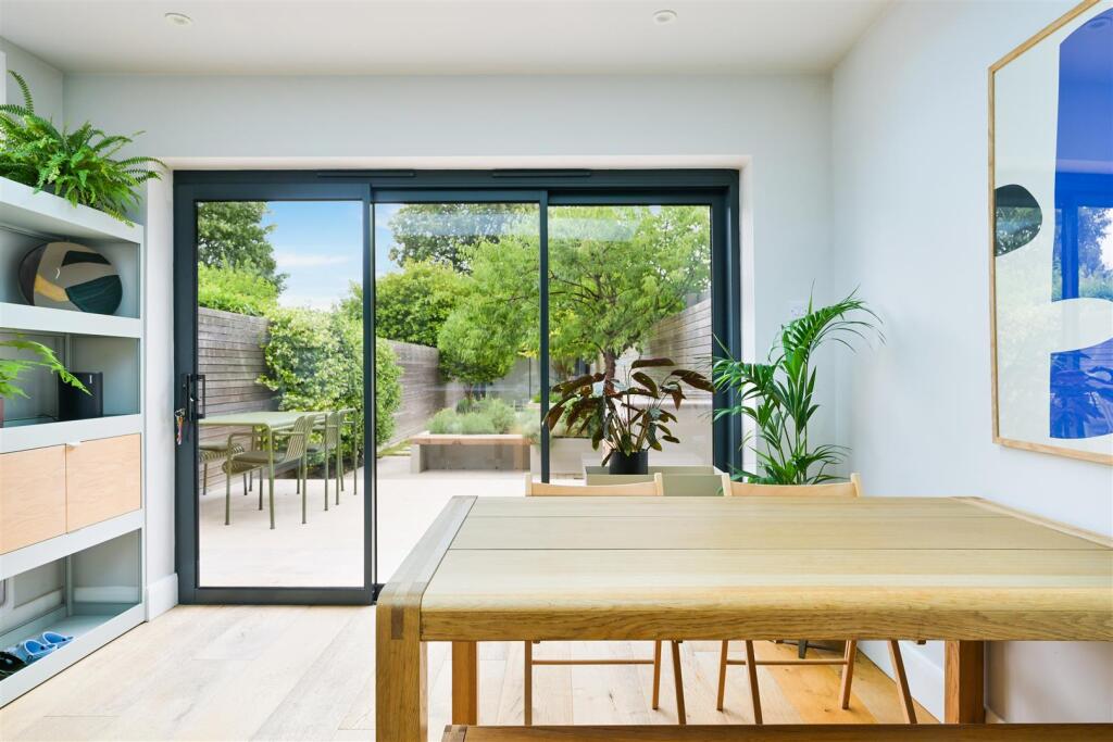 UPPER COURT ROAD,  (6).jpg