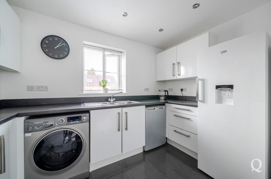 8f70d6bd-5e0e-43b...