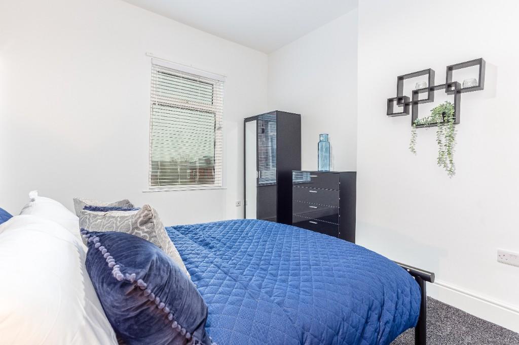 Bedroom (c)