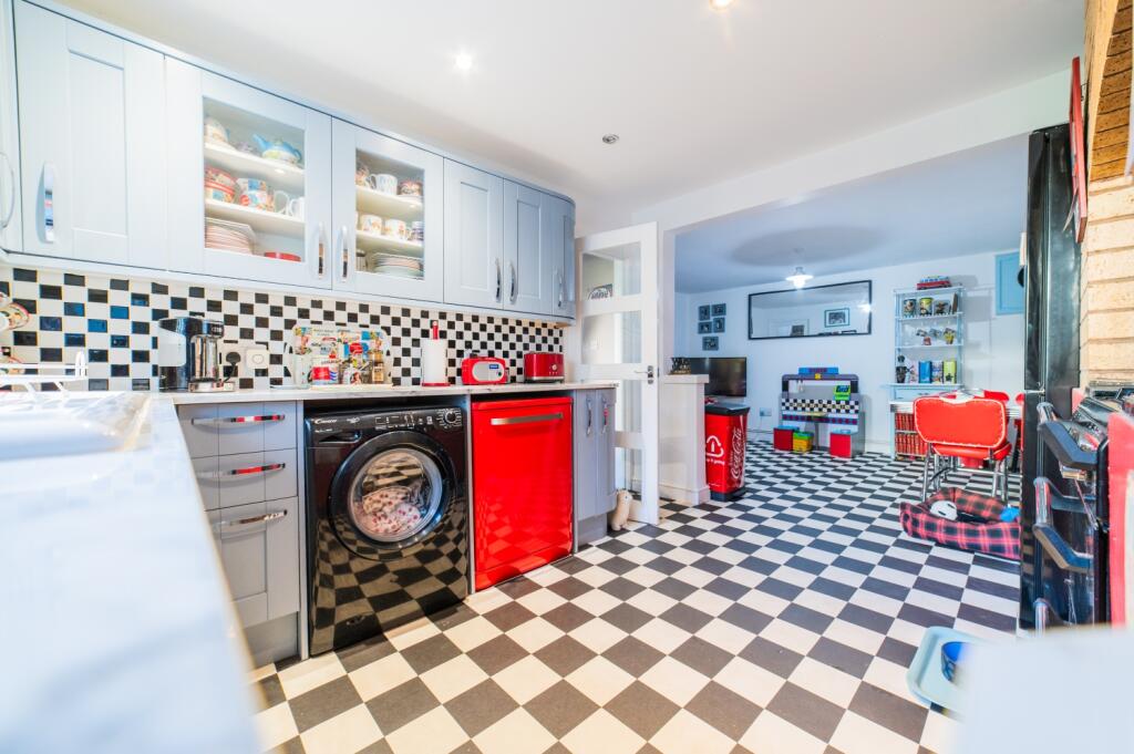 Award-winning Media team on EVERY Listing_10