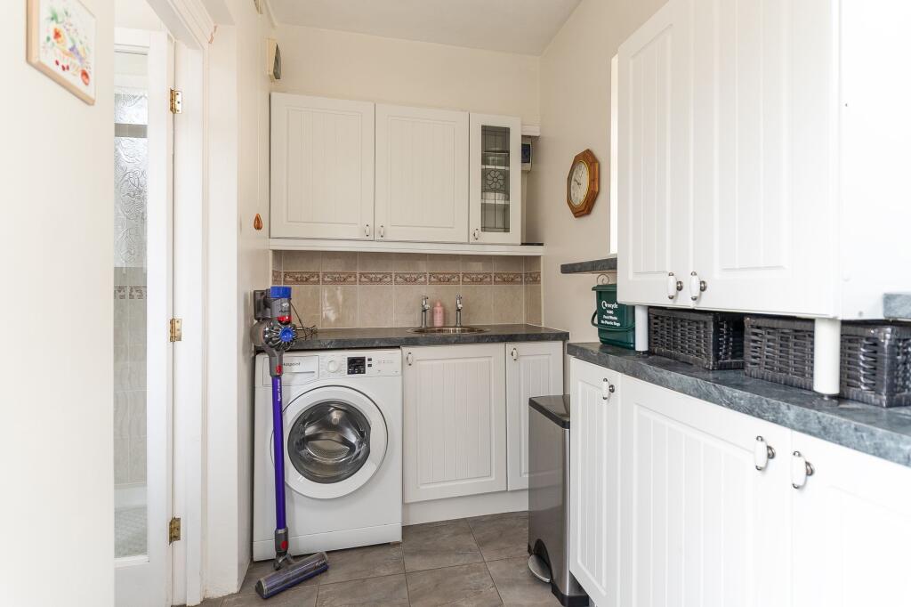 Utility Room/Shower Room
