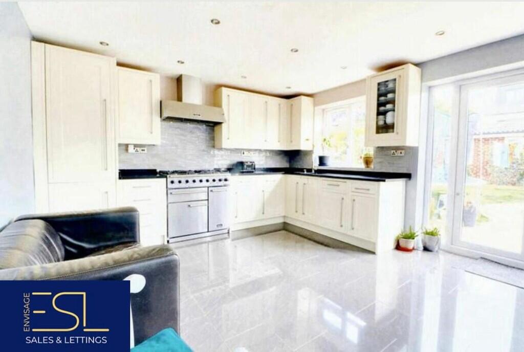 PHOTO-2025-08-05-...