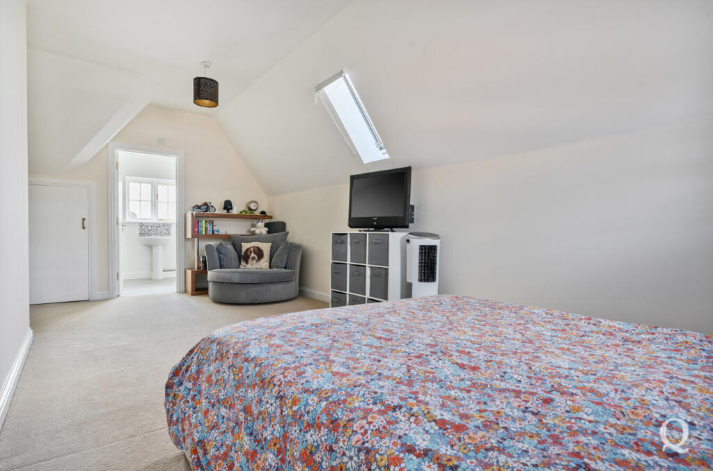 b811db9b-82c7-4d5...