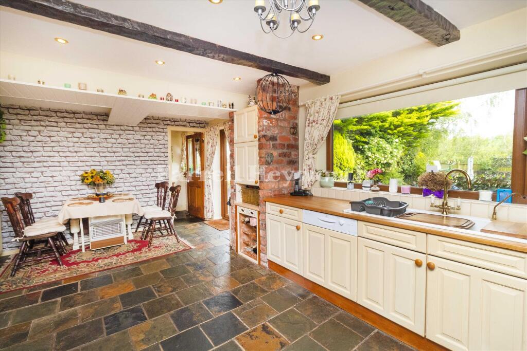 Kitchen Dining 3