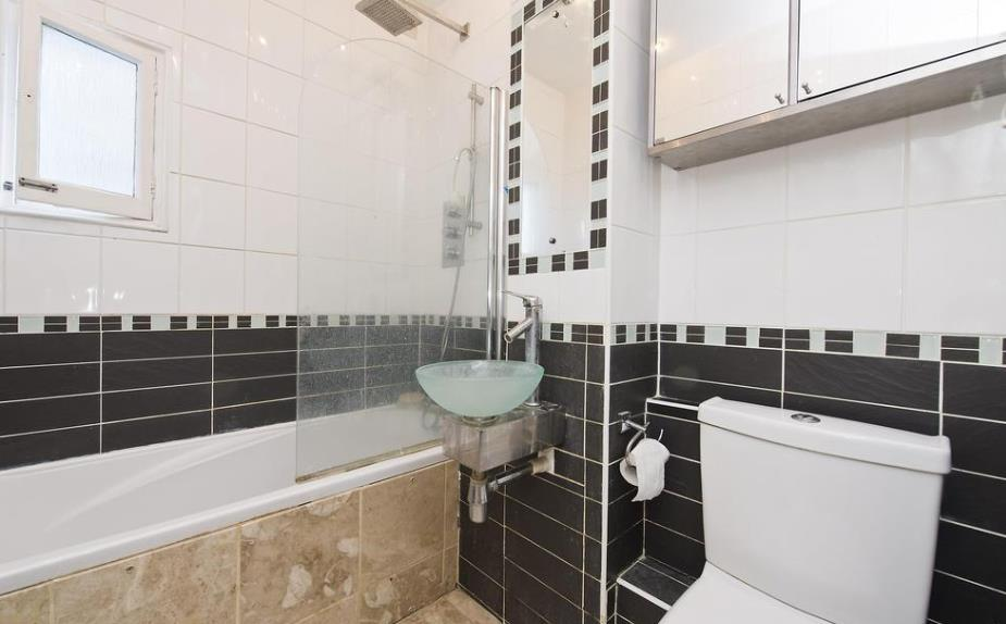 3-25 welbeck street 4 08.09.png