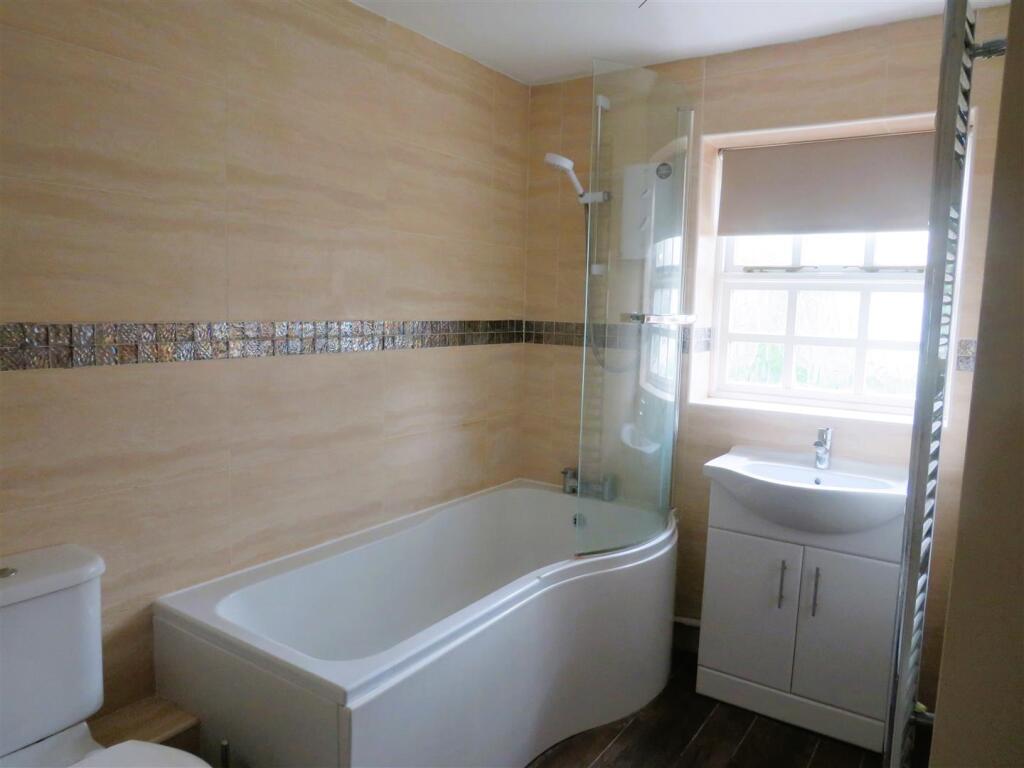 Bath1..JPG