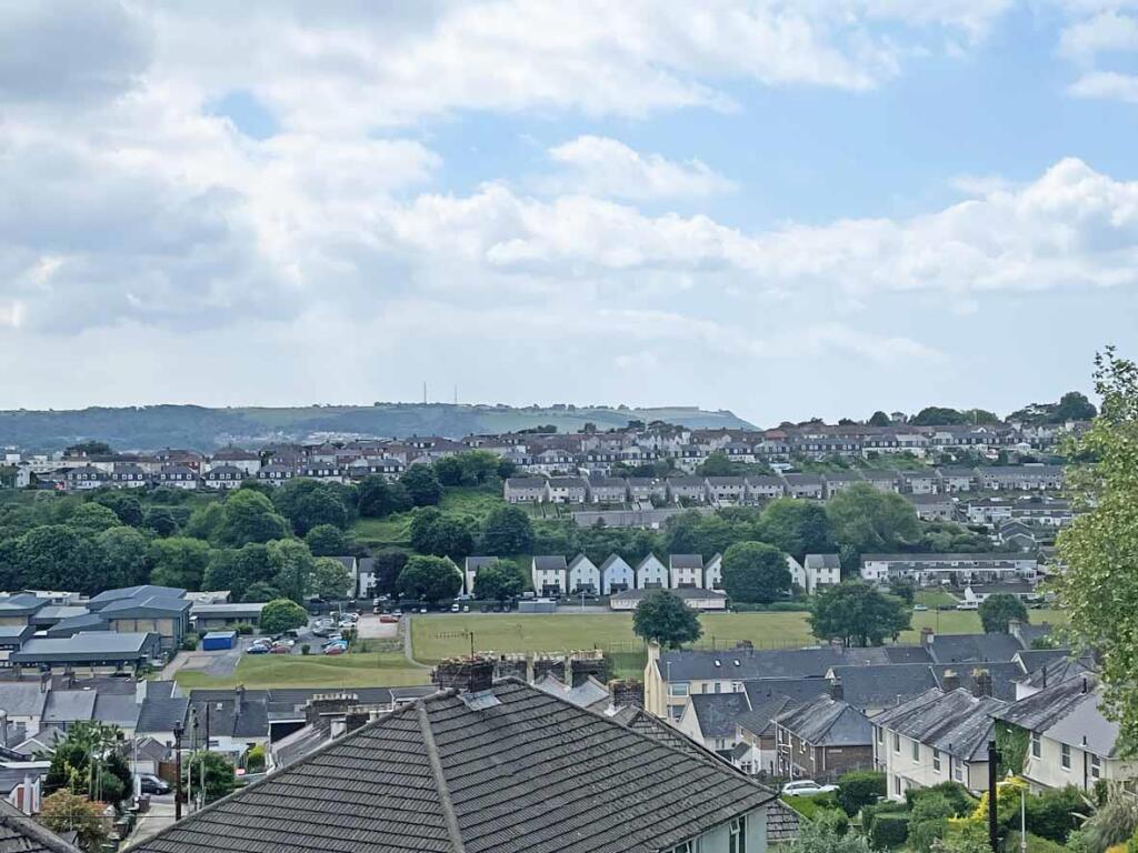 Wycliffe Road 39 - View 2.jpg