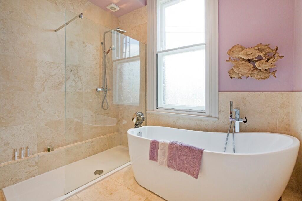 Luxurious Bathing