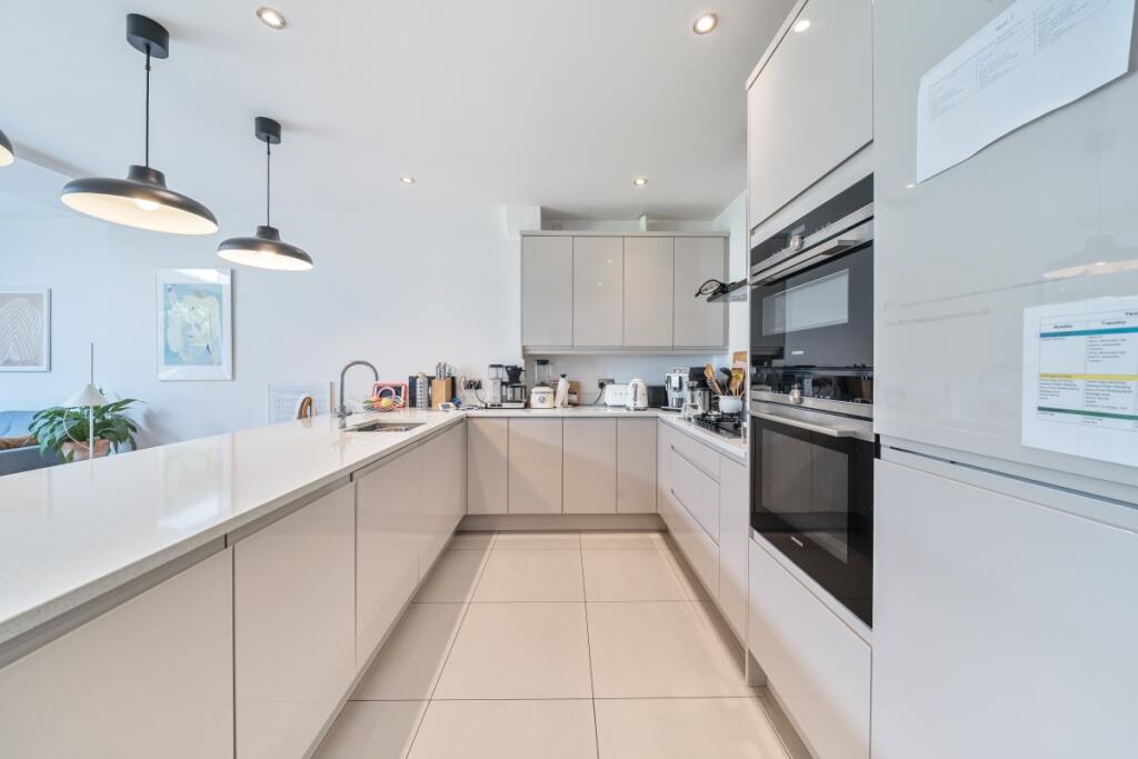 1312115-13-685028...