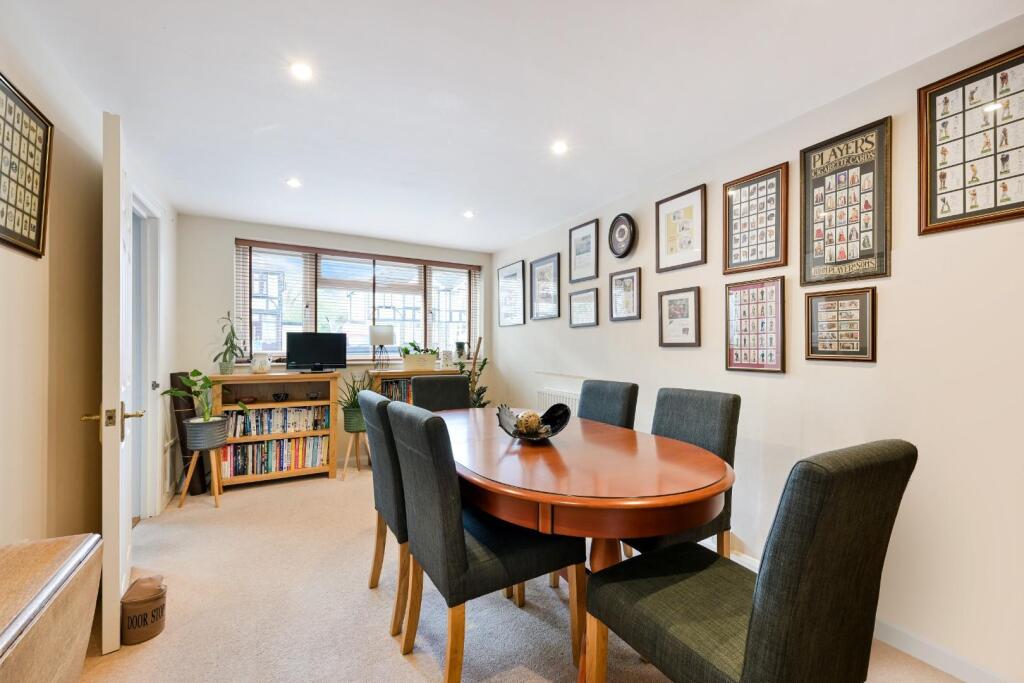 STONELEIGH AVENUE (11).jpg