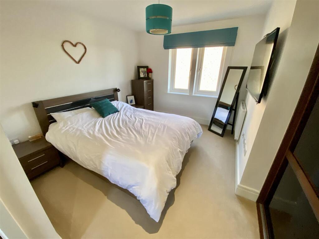 Bramleys Estate Agents - Moorcroft Close - Mirfiel