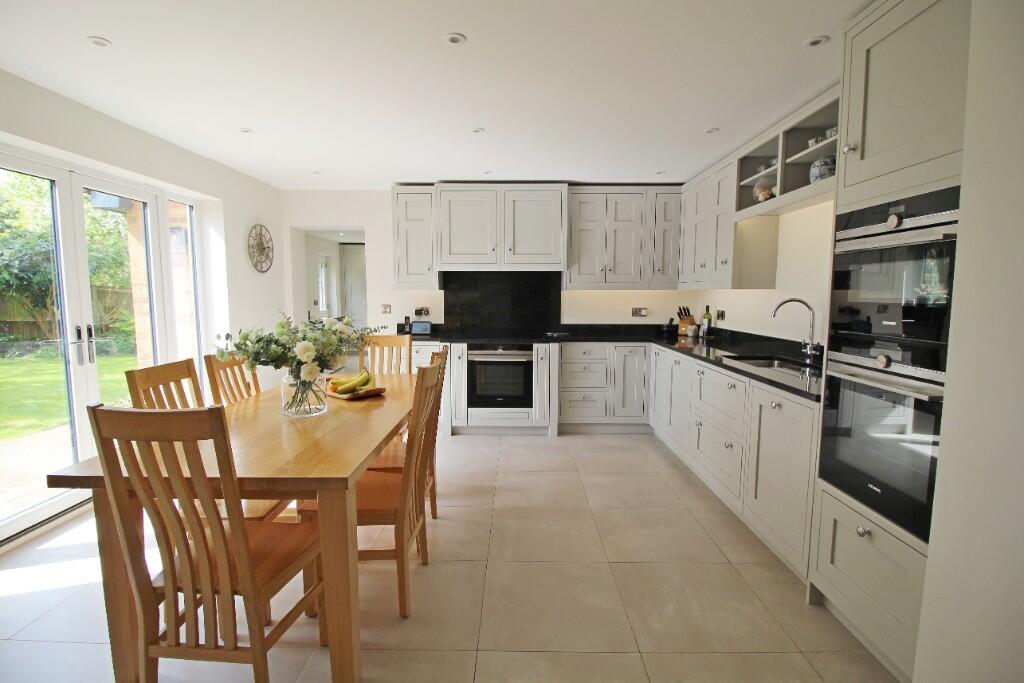 Kitchen Day Room