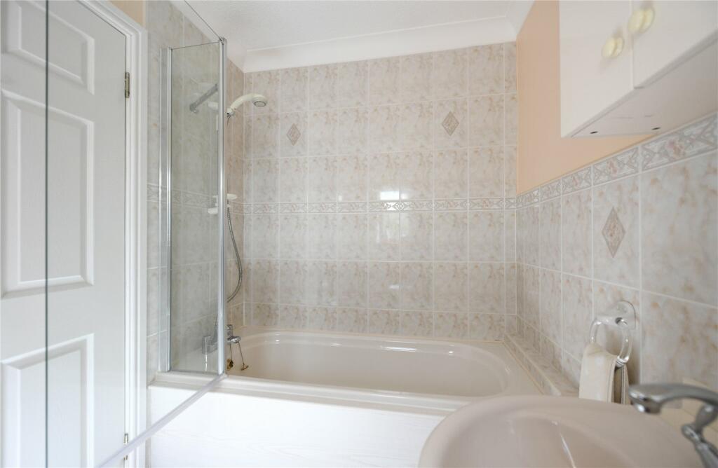 Master En-Suite