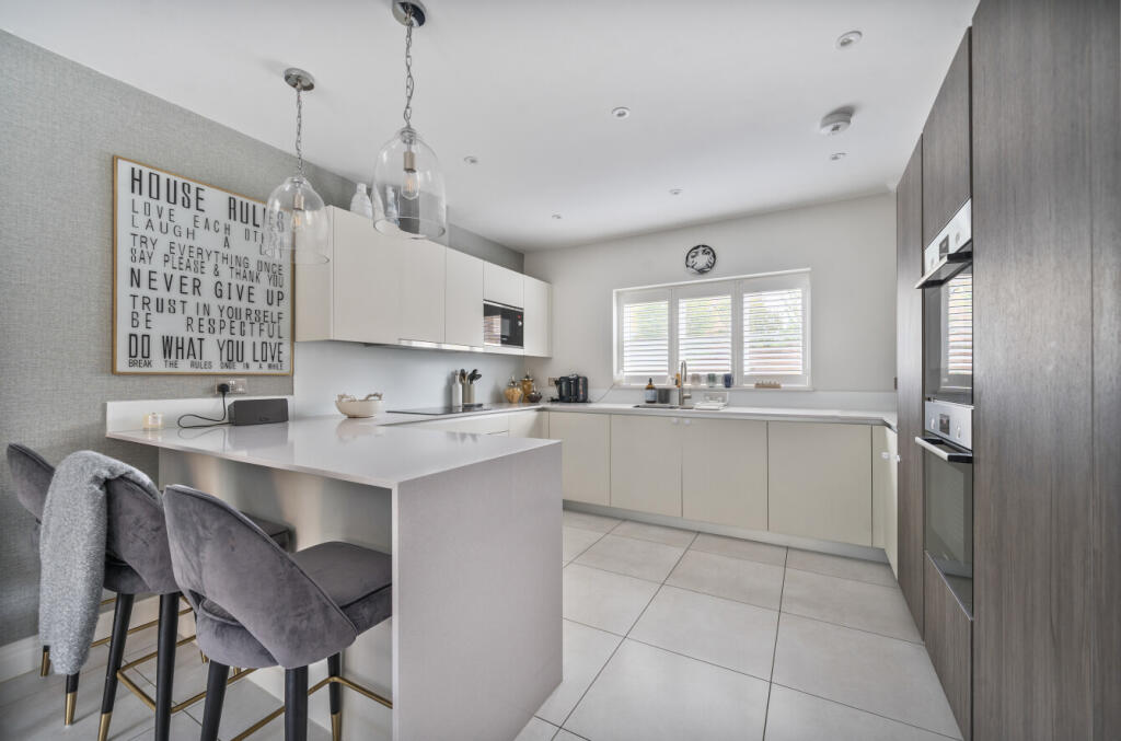 1329068-14-688110...