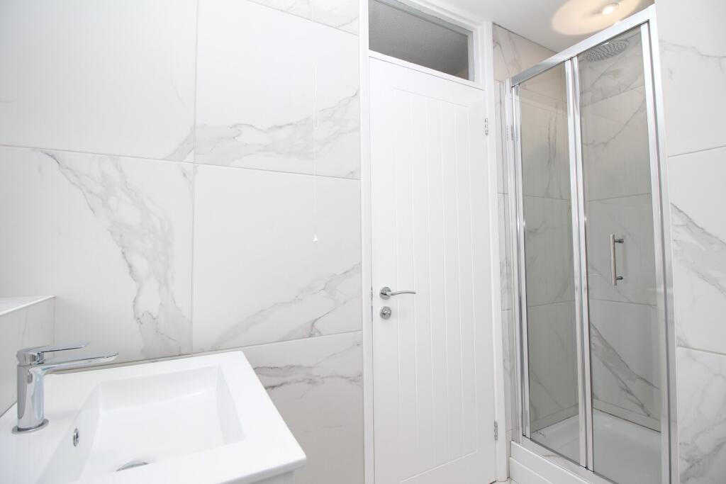 En Suite View 2