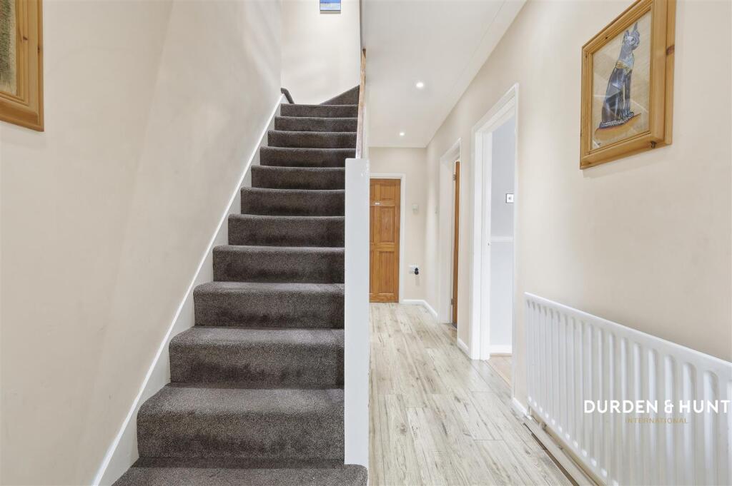 Northumberland Avenue