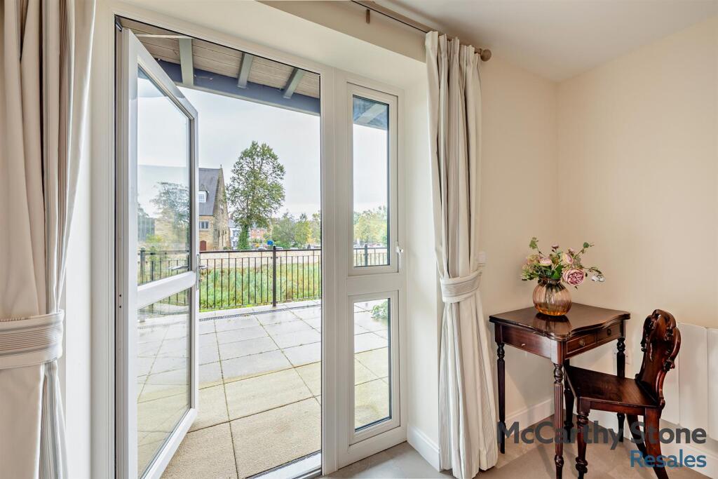 8664484-interior15-800.jpg