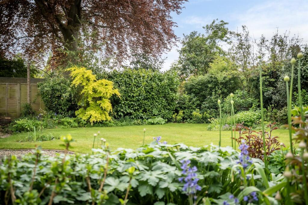 GARDEN