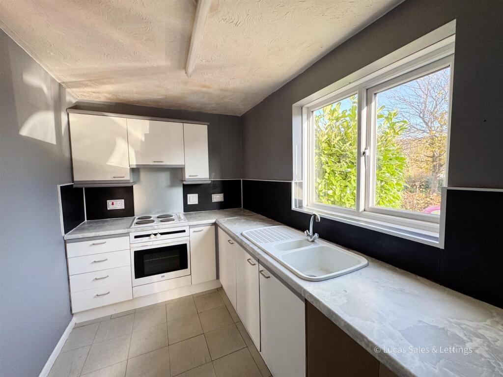42 Brambleside Ct Kettering-08.jpg