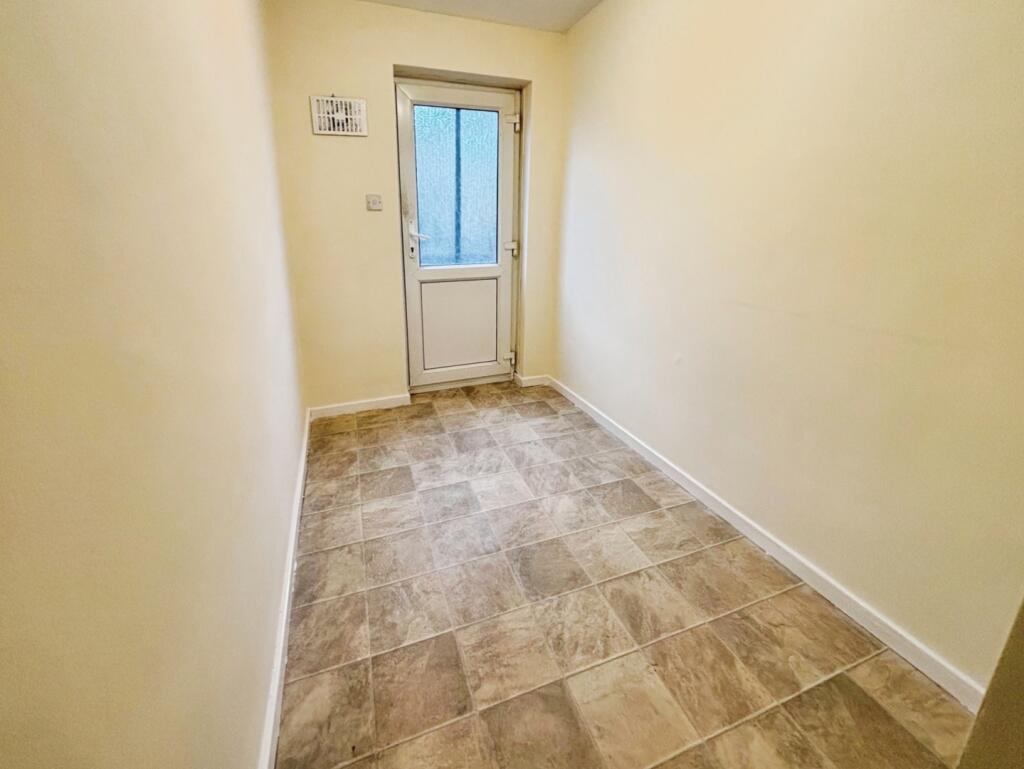 pbox-bedroom-327110.jpg