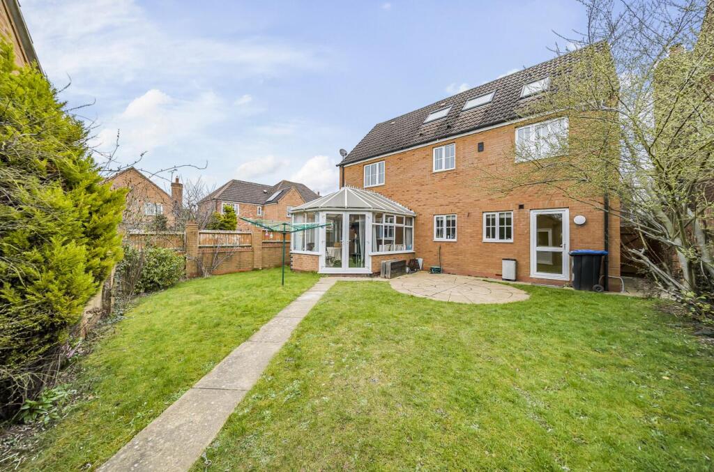 40 Durrell Drive, Rugby