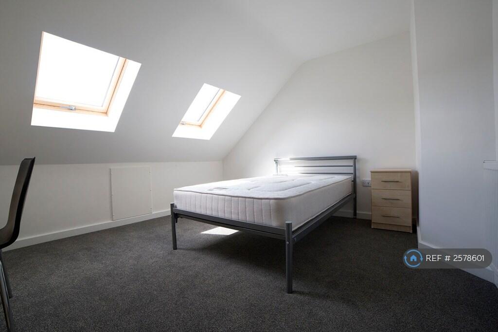 Bedroom 3 (Ensuite)