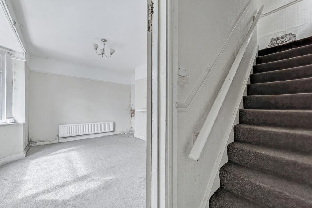 17 The Oval, Newcastle Upon Tyne, NE6 3LH